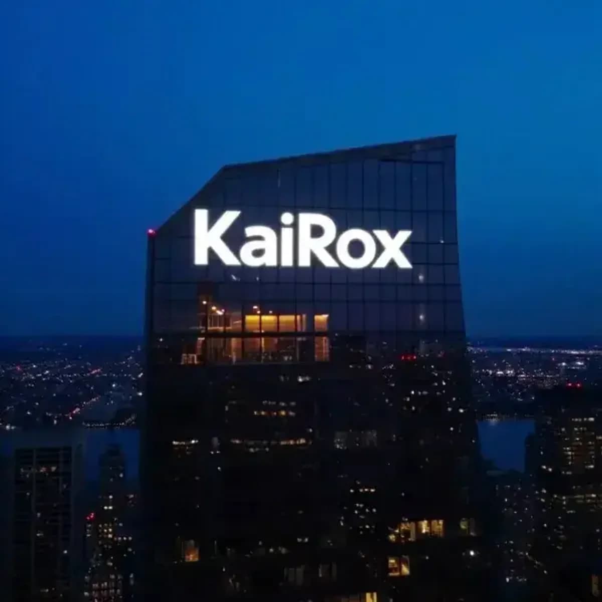 Логотип KaiRox на здании в ночном городе